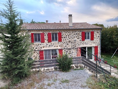 Gite Le Calabert, Hôtel à Pourchères