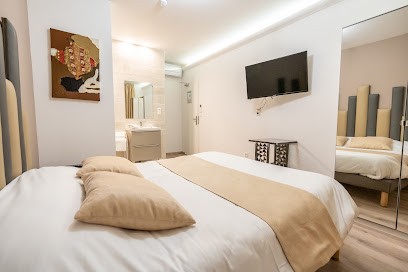 Pavillon Fani, Hôtel à Thiers