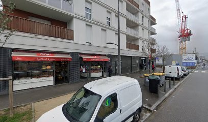 OLIVEIRA Home, Hôtel à Clichy-sous-Bois