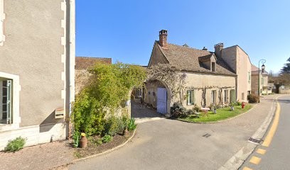 Autogrll Cote France Beaune Hotels (Beaune Hotels), Hôtel à Merceuil
