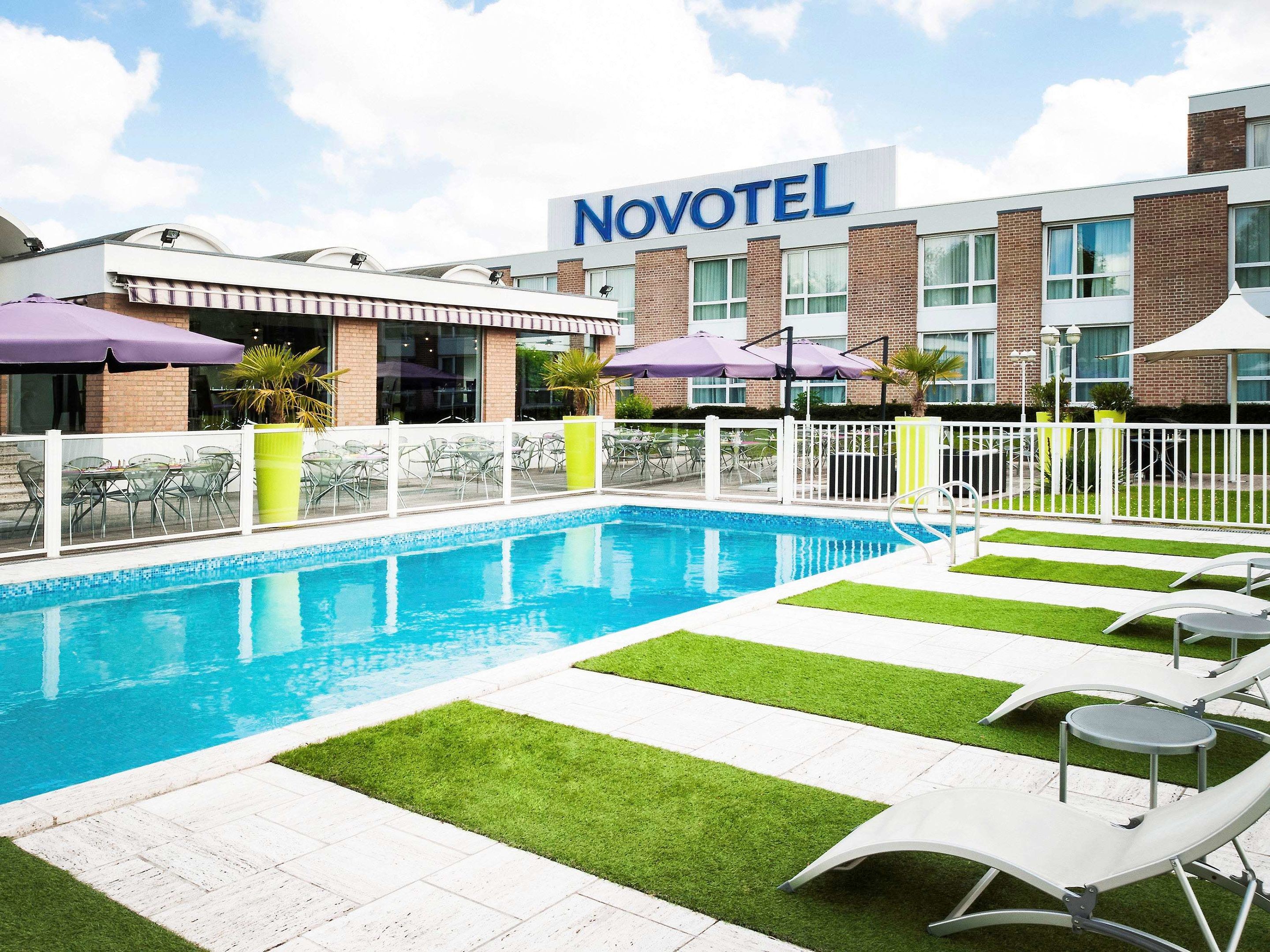Novotel Valenciennes, Hôtel à Rouvignies