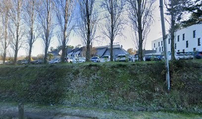 Hotel Les Alleux, Hôtel à Taden