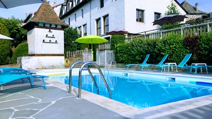 Logis Hôtel Les Tilleuls, Hôtel à Saint-Cirgues-de-Jordanne