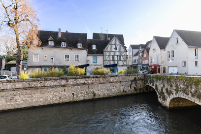 Chartres - Le Pont Bouju - Vue Sur L'eure Hôtel à Chartres