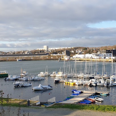 Hotel Restaurant Les Océanides, Hôtel à Concarneau