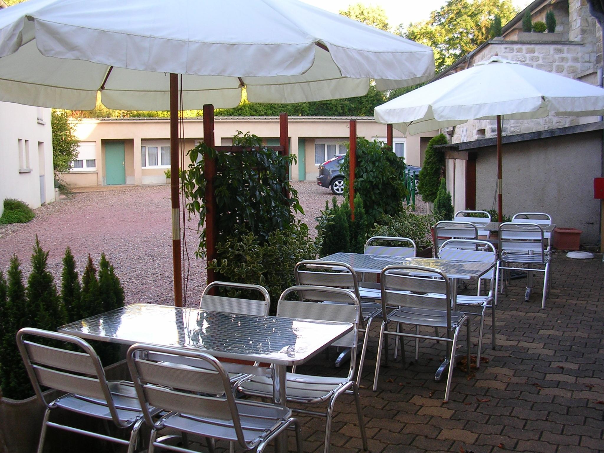 L'HOSTELLERIE DE LA RIVIERE, Hôtel à Creil