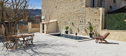 Le Mazet Sainte-Jalle - Piscine Chauffée - Location 4 Personnes Vacances Week-end Maison Villa Avec Jardin Clos En Provence, Hôtel à Sainte-Jalle