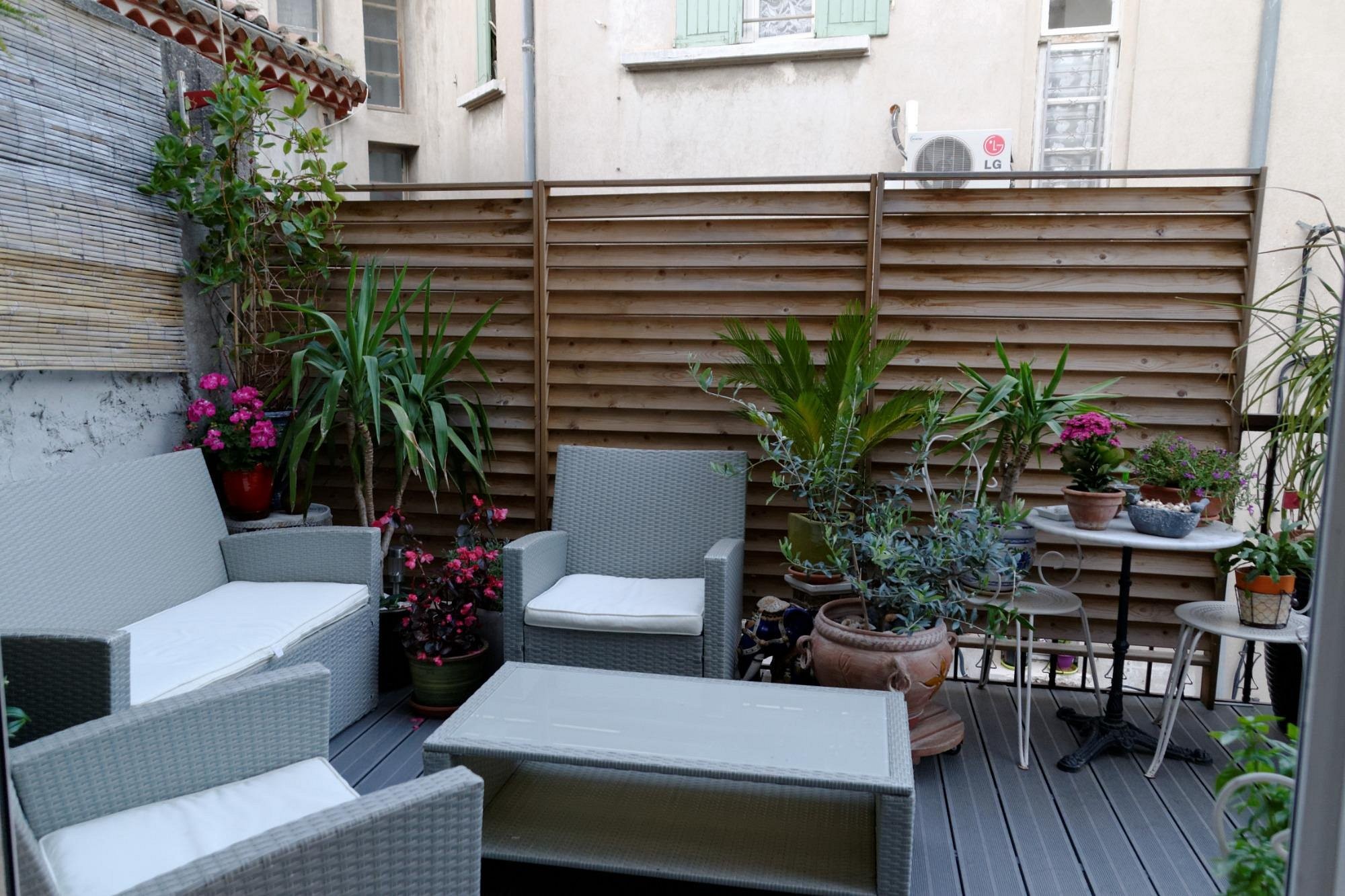 Hôtel Du Commerce, Hôtel à Pont-Saint-Esprit