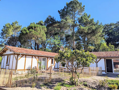 Gite Les Néfliers Hôtel à Lesperon