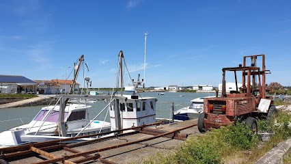 Hôtel Restaurant Du Port, Hôtel à L'Éguille