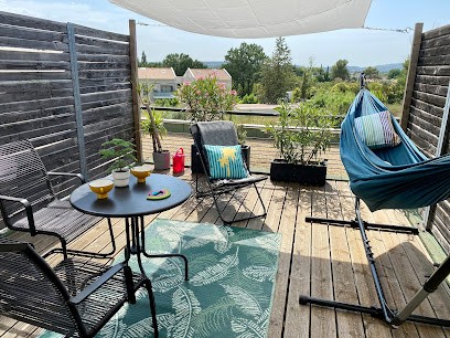 Ma Place Au Sud, Hôtel à Éguilles