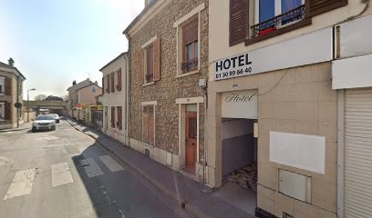 Printagna, Hôtel aux Mureaux