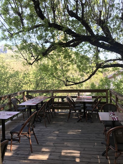 Hôtel des voyageurs, Hôtel à La Motte-Chalancon