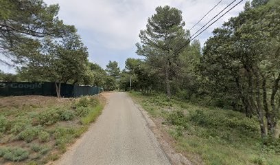 Ancienne Bergerie Proche Aix En Provence, Hôtel à Jouques