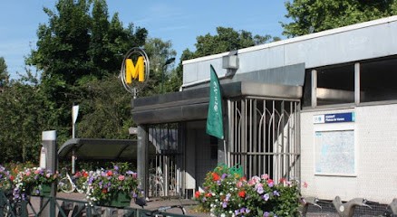 Hôtel Résidence De La Tour, Hôtel à Malakoff