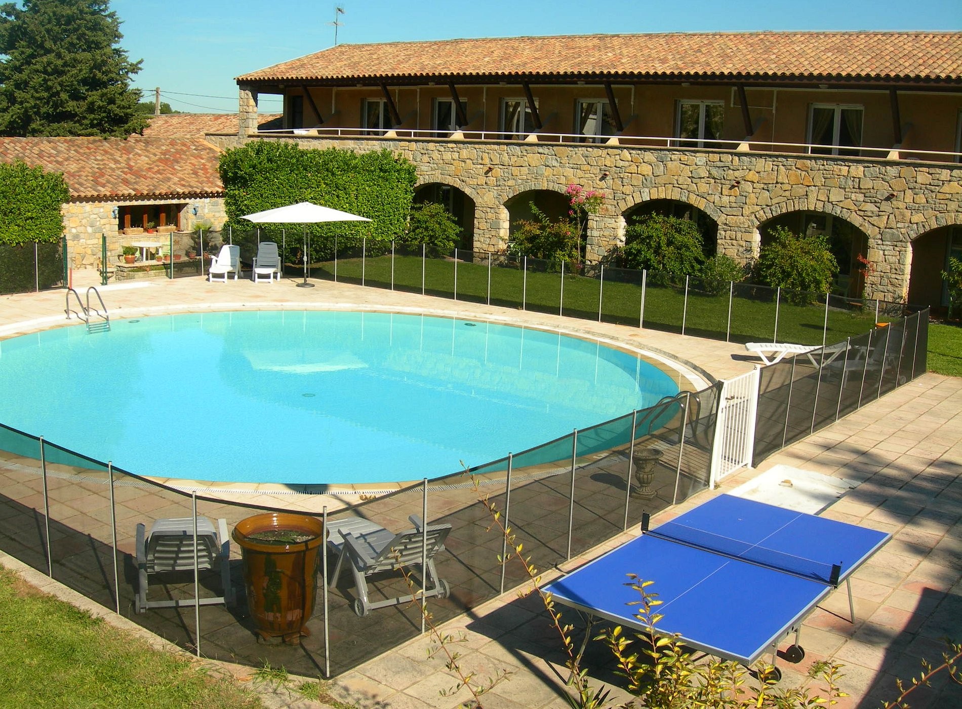 Hôtel De La Madeleine, Hôtel à Tornac