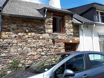 La Maison Orange, Hôtel à Tréal