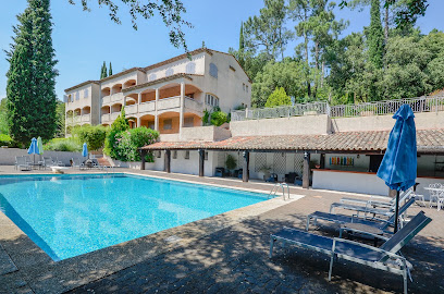 Hôtel 3 Étoiles La Résidence Des 3 Barbus En Cévennes Hôtel à Générargues