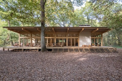 Youza Ecolodge, Hôtel à La Couture-Boussey