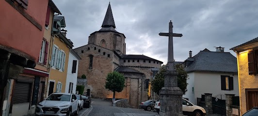 Saint-Martin Jean-Pierre, Hôtel à Saint-Savin