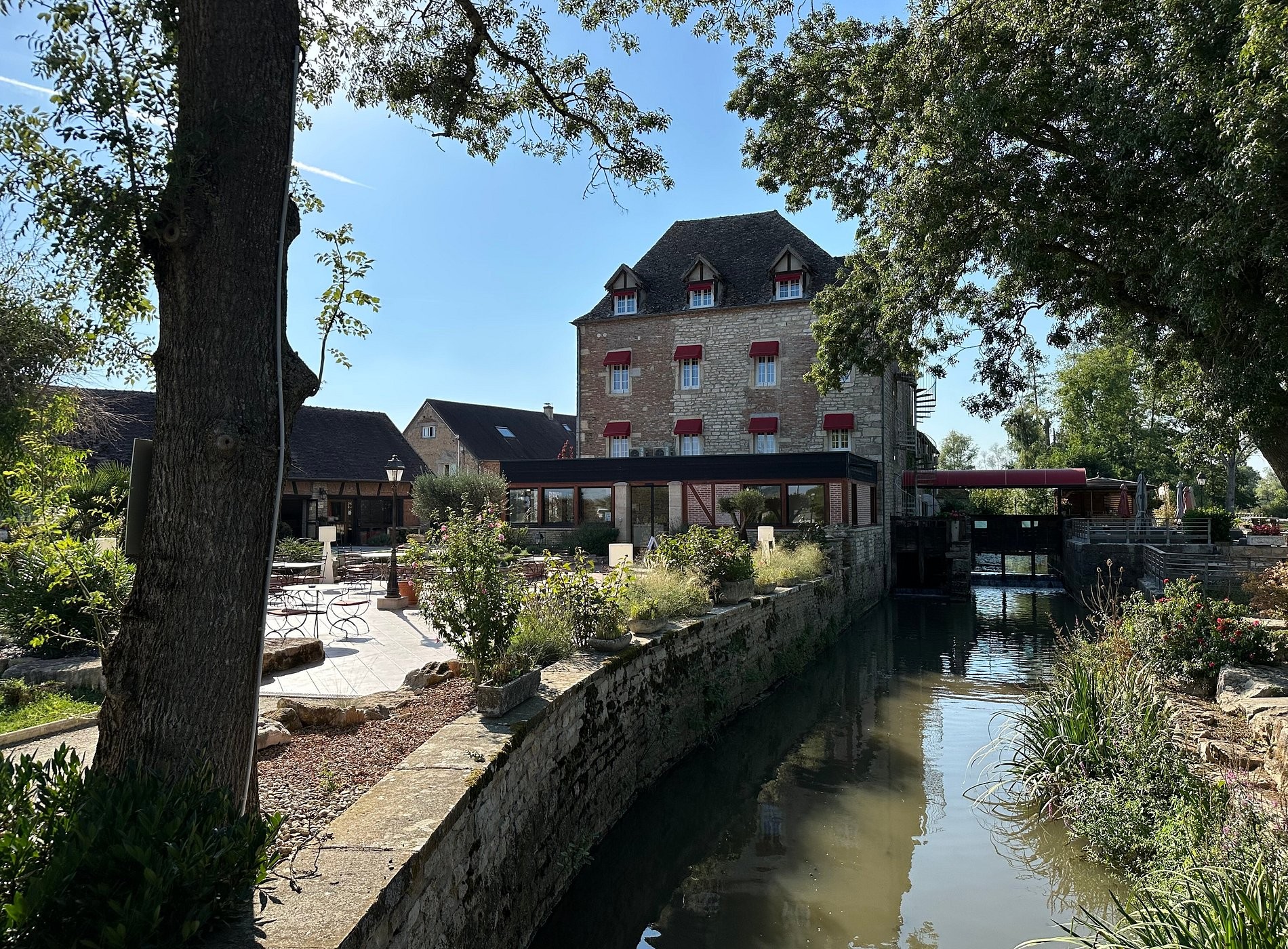 Moulin D'Hauterive, Hôtel à Saint-Gervais-en-Vallière