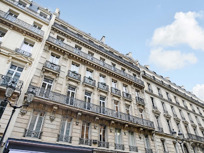 Chic Apartment - 1Br/4P - Facing The Louvre- Belvilla By Oyo Hôtel à Paris 01