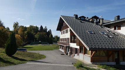Chalet Les Pieux - Centre De Séjours Et De Vacances, Hôtel à Crest-Voland