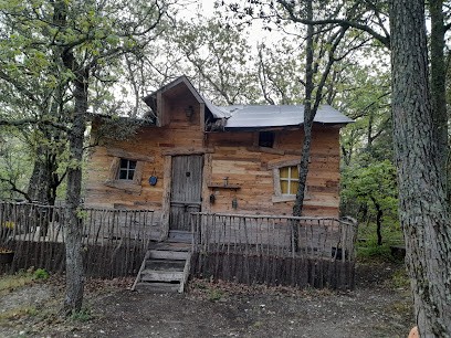 La Roulotte Des Cigales., Hôtel à Velleron