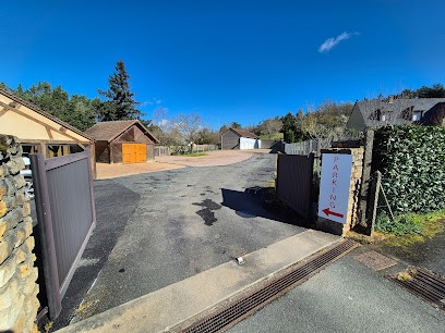 Berry Hotel La Chatre, Hôtel à Montgivray