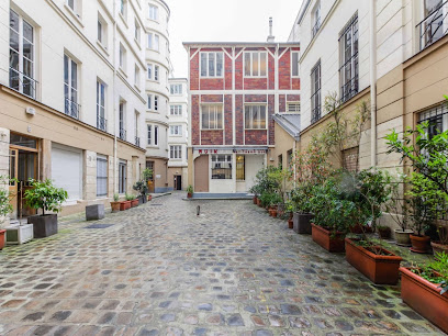 Spacious Apartment - 2B/10P - Ac - Marais - Belvilla By Oyo Hôtel à Paris 03