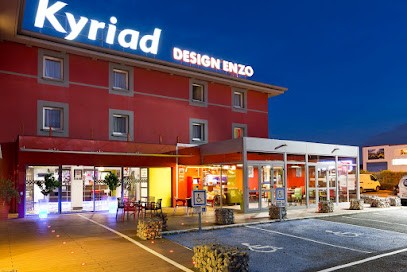 Enzo Hotels Reims Tinqueux By Kyriad Direct, Hôtel à Tinqueux
