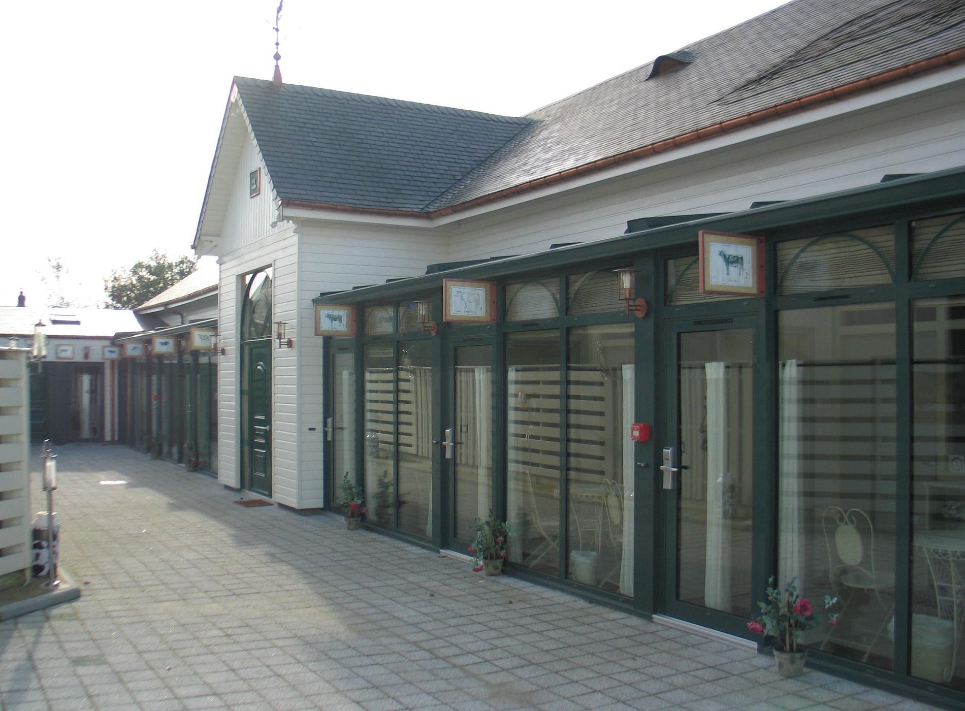 Contact Hôtel Le Manoir aux Vaches, Hôtel à Yvetot