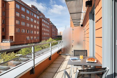 Crowne Plaza Lyon - Cite Internationale, Hôtel à Lyon 06