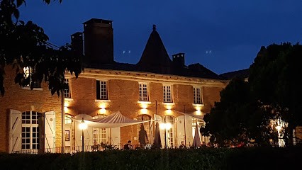 Hotel restaurant LOGIS Domaine de Peyrolade, Hôtel à Daux