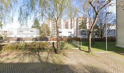 Oriou, Hôtel à La Riche