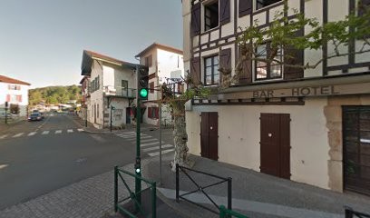 TRINQUET MENDIONDE - 64310, Hôtel à Saint-Pée-sur-Nivelle