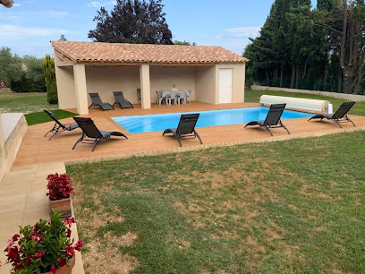 Villa Cosy À Saint-Laurent-La-Vernède - Belvilla By Oyo Hôtel à Saint-Laurent-la-Vernède