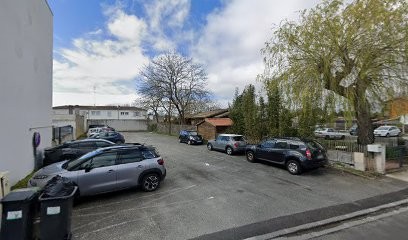 Logis Hôtel L'Oyat, Hôtel à Lacanau